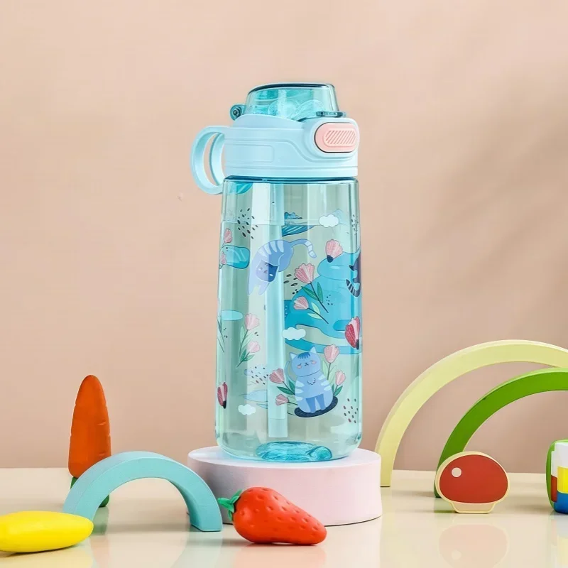Gourde enfant 550 ml à paille