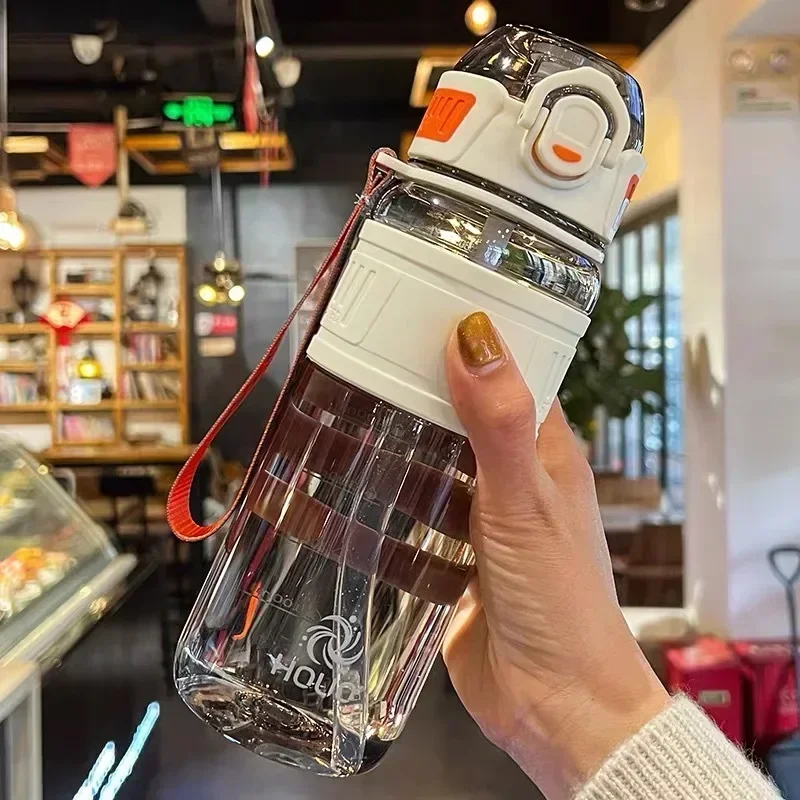 Gourde enfant en plastique sans BPA 750 ml à 1 L