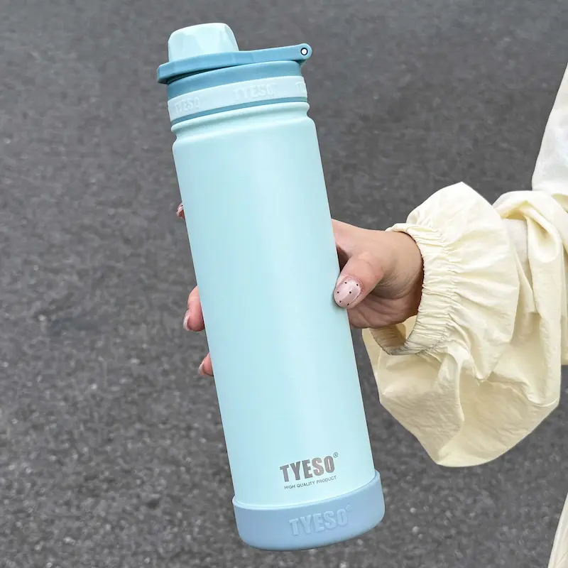 Gourde isotherme inox 750 ml - Poignée & sangle nomade | Tyeso