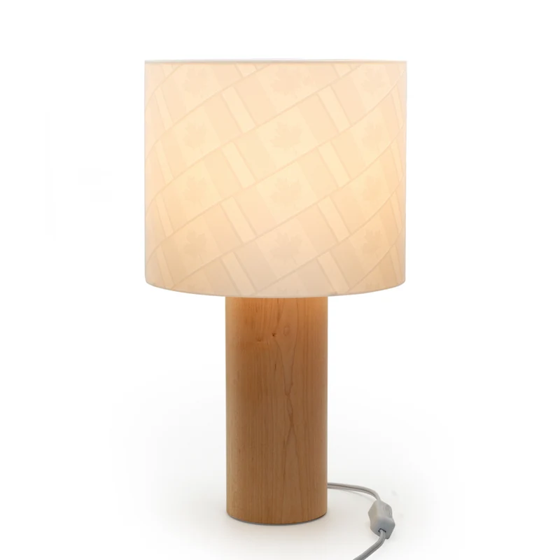 Decent Living - Lampe de table en bois d'érable - Drapeau canadien