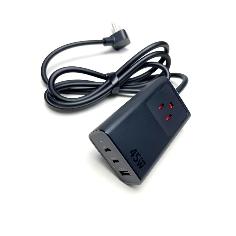 BlueDiamond Compact Power Strip & Charger - 1 AC Outlet - 45W 1x USB-A - 2x USB-C - 1.5m